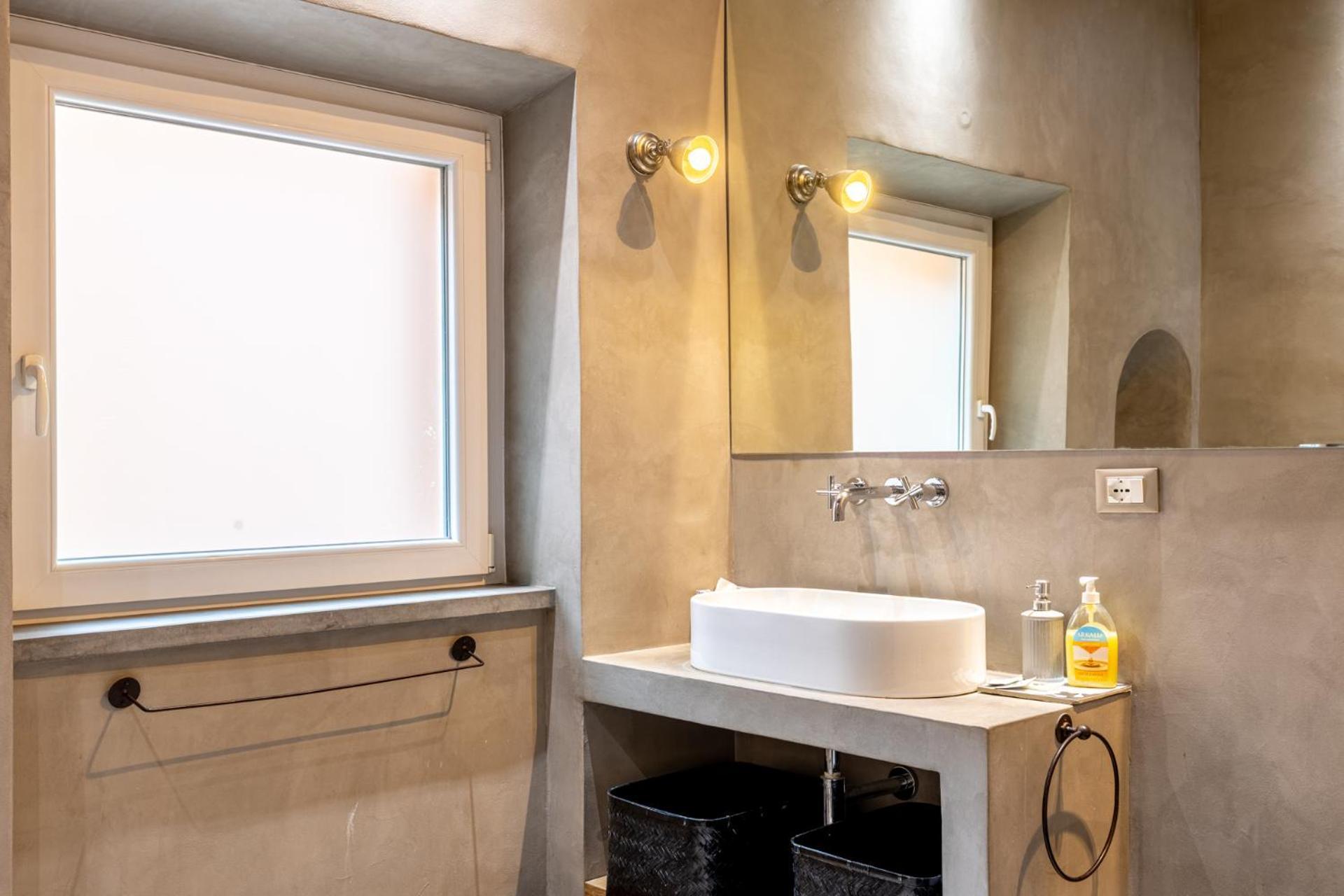 Apartment Fontanella Borghese Lux *